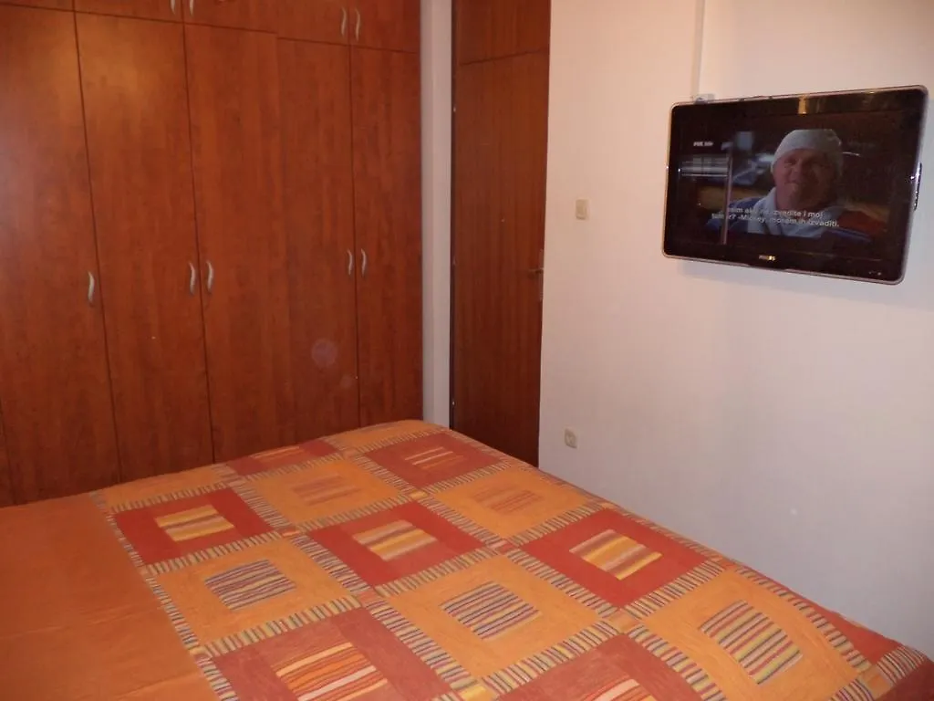 Cool Apartment Split