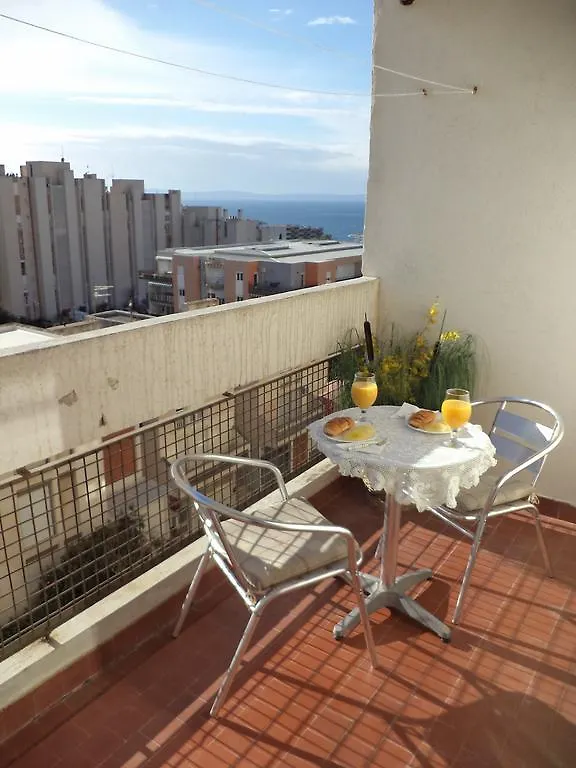 Cool Apartment Split
